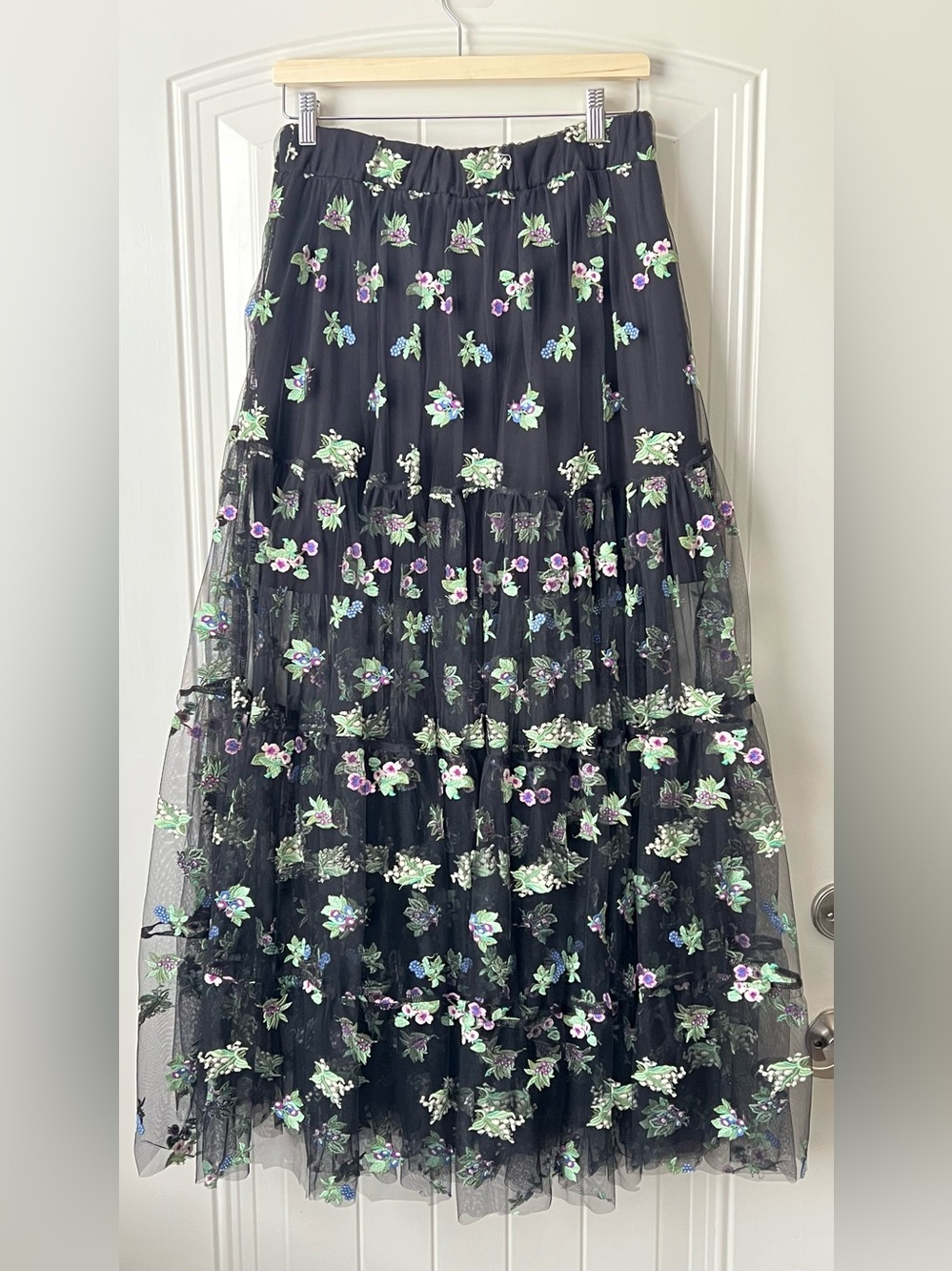 Maeve Anthropologie Sheer Embroidered Maxi Skirt Black Floral Tulle Size M - Picture 4 of 13